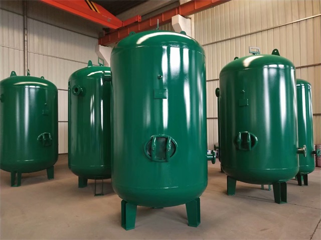 储气罐合水合水合水分汽包